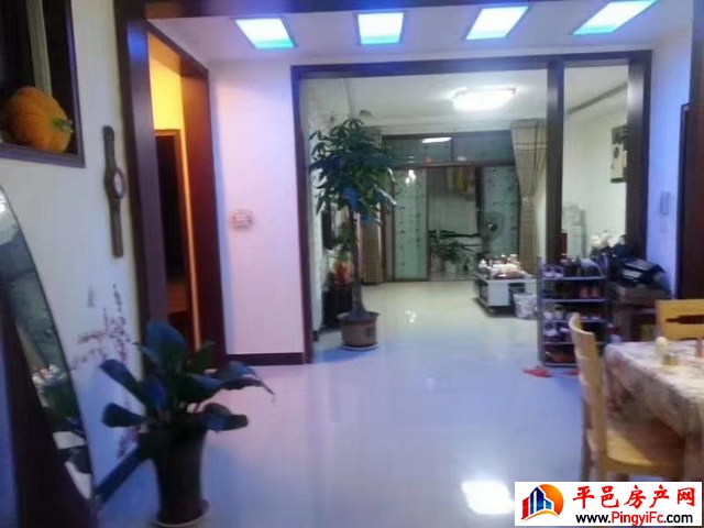 河湾社区 3室2厅 120平米 简单装修 1200元/月