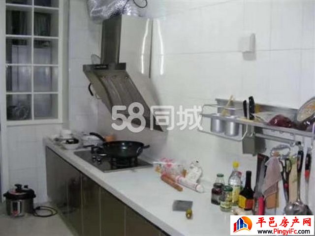 汇源城 2室2厅 80平米  9500元/月