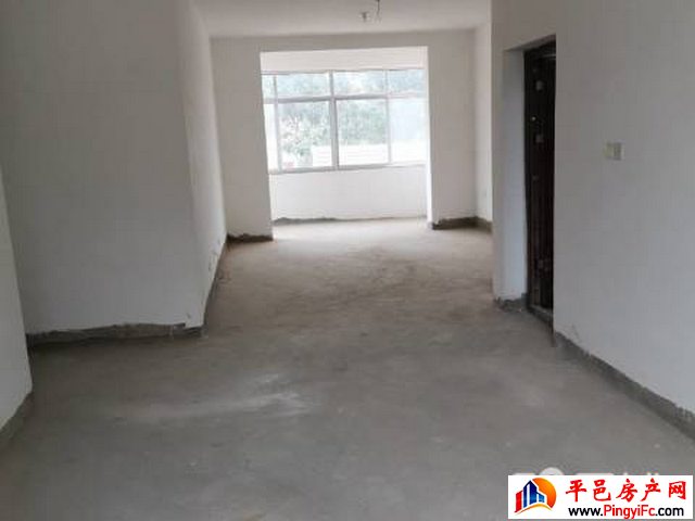 南马社区 3室2厅 120平米 毛坯 350元/月