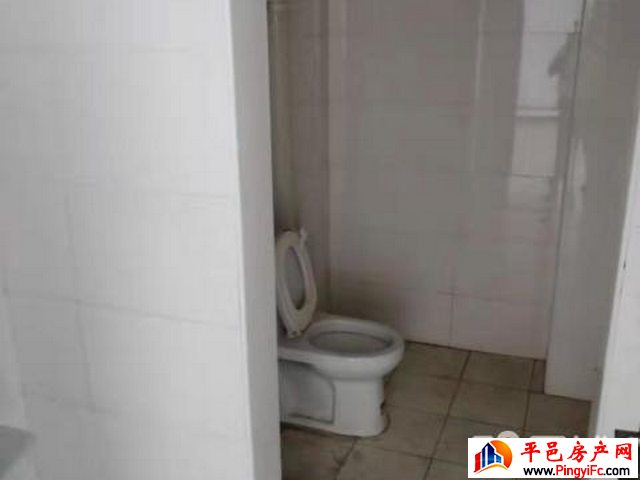 金桥花园板桥社区 3室1厅 150平米 精装修 12000元/年