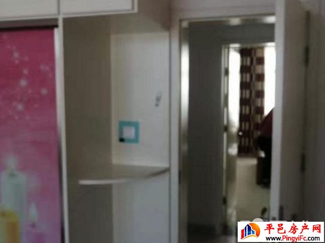 莲花园北区 5室3厅 210平米 精装修 12000元/年