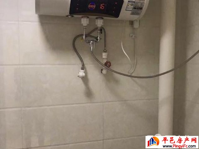 平邑商贸城 1室1厅 40平米 精装修 666元/月