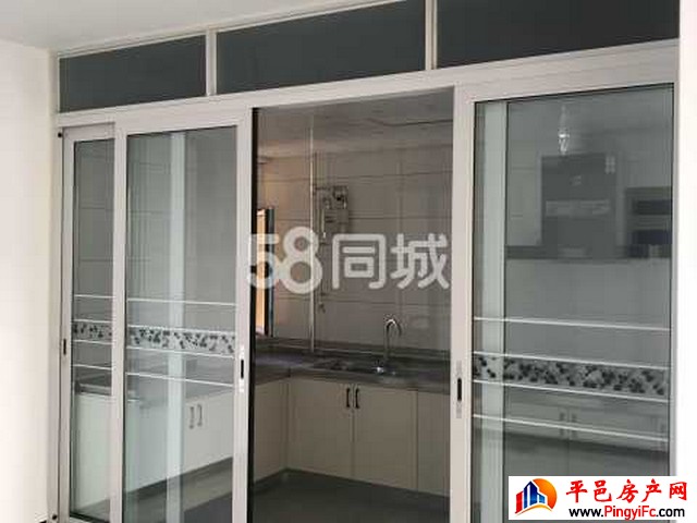 金联华府 3室2厅 120平米  12000元/月