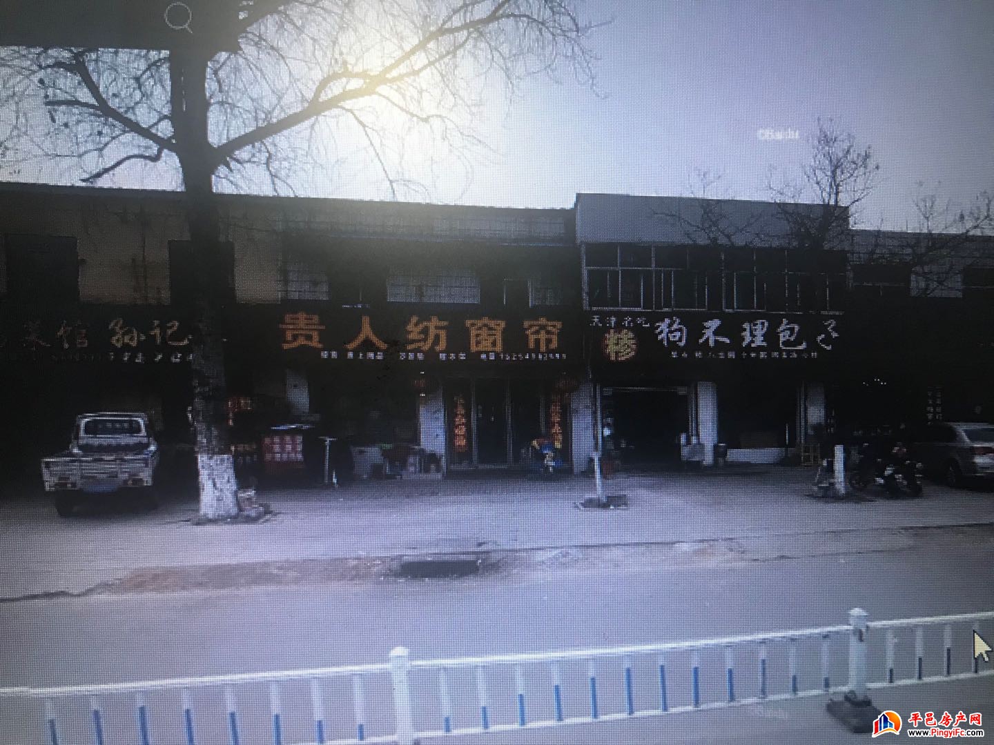 西城实验小学东，仲子路路西沿街商铺
