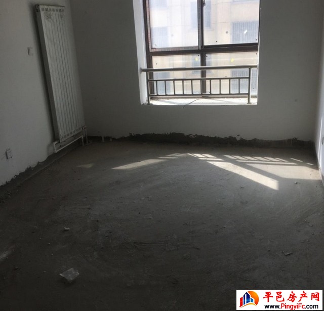 南马社区 3室2厅 120平米 简单装修 53万元