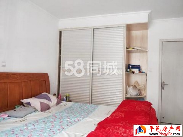 财源小区 3室2厅 100平米  833元/月
