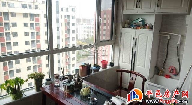 御景龙庭 4室3厅 190平米 豪华装修 2333元/月