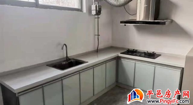 南马社区 5室2厅 180平米 简单装修 1200元/月